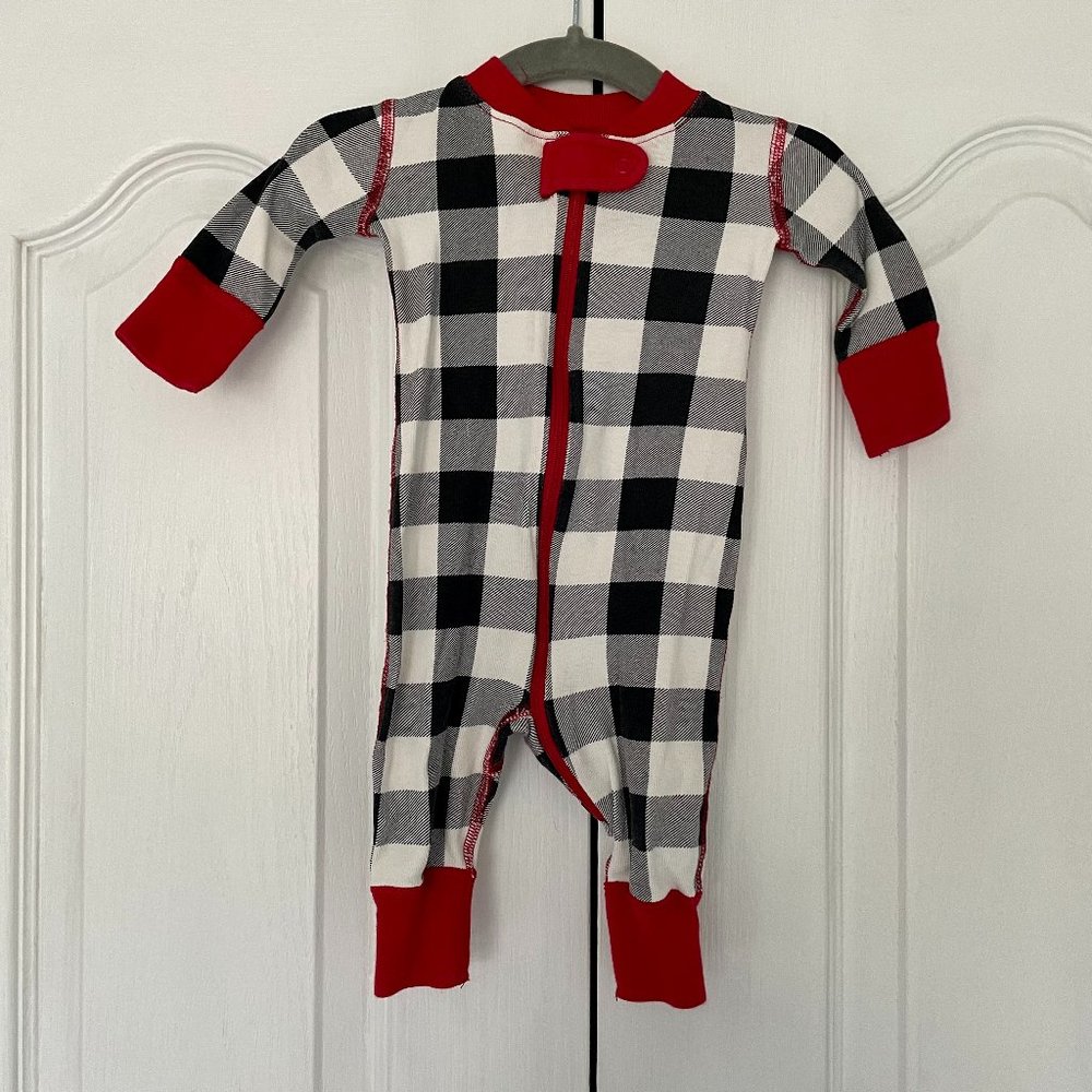 Hanna Andersson Baby Zip Sleeper Pajamas Christmas Buffalo Plaid 0-3m